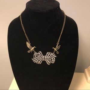 NWT Gorgeous Bow with Birds Statement Necklace